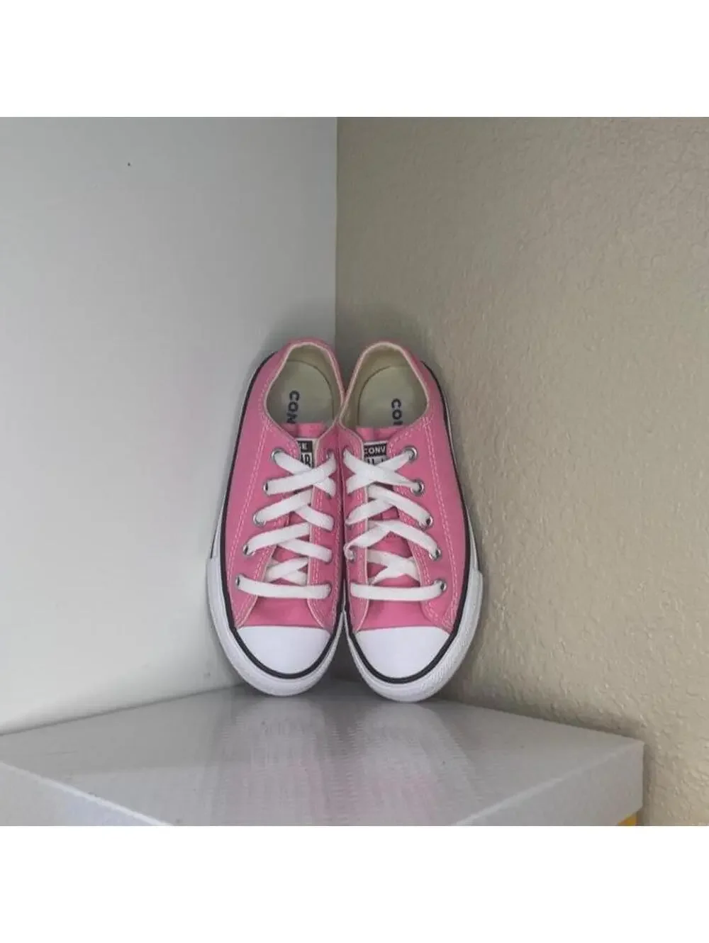 🩷🌸 Converse Chuck Taylor All Star Low Top | Youth Size 12 |